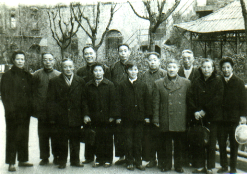 Yang Zhenduo w Fu Zhongwen group 